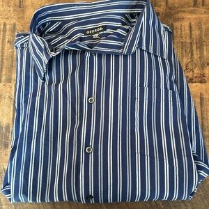 🍁3 for $15🍁 Men’s button down shirt